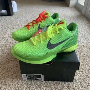 Kobe Proto 6 Grinch